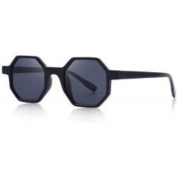 Square DESIGN Women Fashion Square Sunglasses UV400 Protection S6129 C01 Black - C01 Black - CY18YZXL3IT $9.29